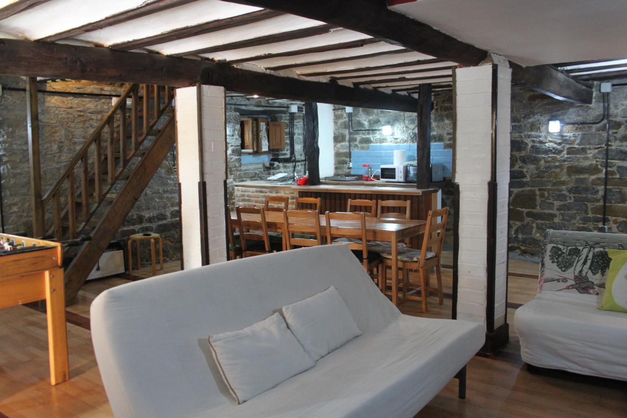 El Sumiciu Guest House Mieres  Exterior photo